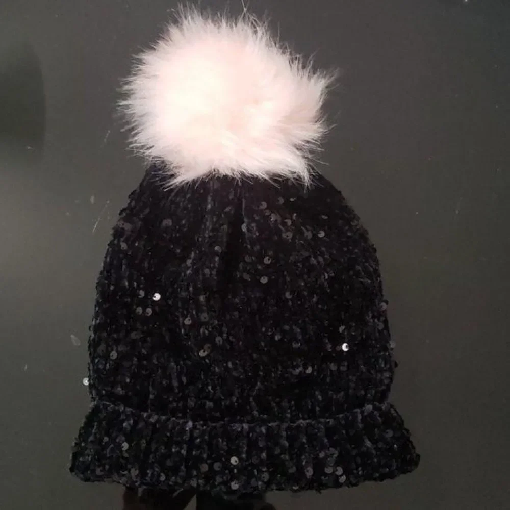 Claire’s Black Sequined‎ fuzzy ball pom pom beanie